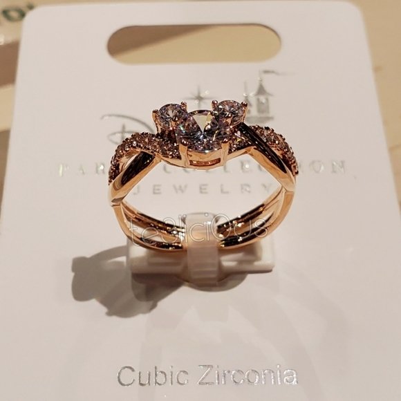 DISNEY PARKS MICKEY MOUSE CRISSCROSS RING - Picture 3 of 5